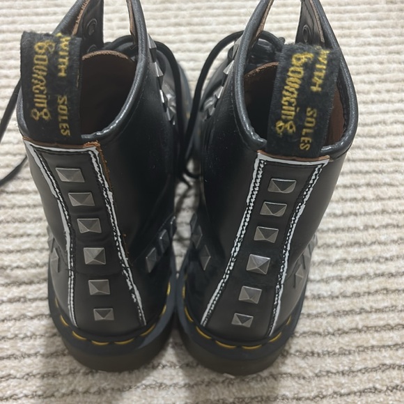 Dr Marten Boots - Picture 3 of 3